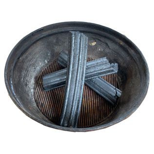 Charbon de bois compressé